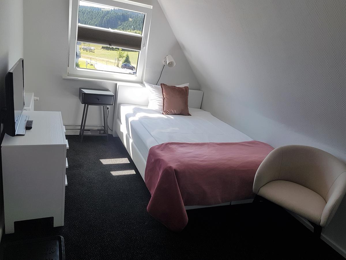 Hotel Herrloh ヴィンターベルク エクステリア 写真